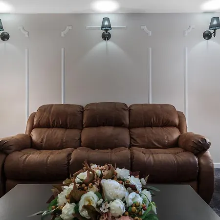 Deluxe Jacuzzi By Liuksai