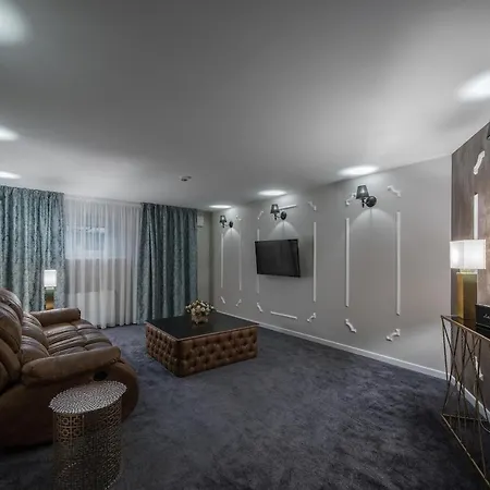 Deluxe Jacuzzi By Liuksai Apartment Klaipeda