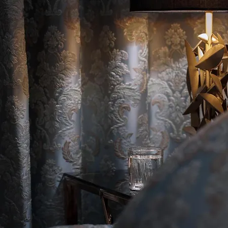 Apartment Deluxe Jacuzzi By Liuksai