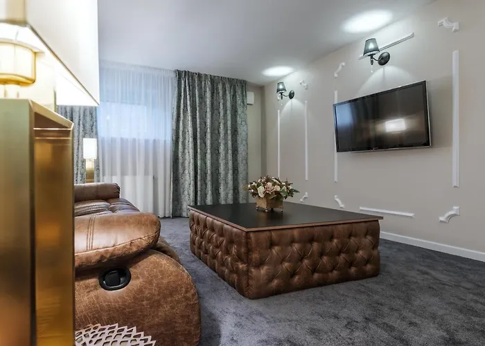 Deluxe Jacuzzi By Liuksai